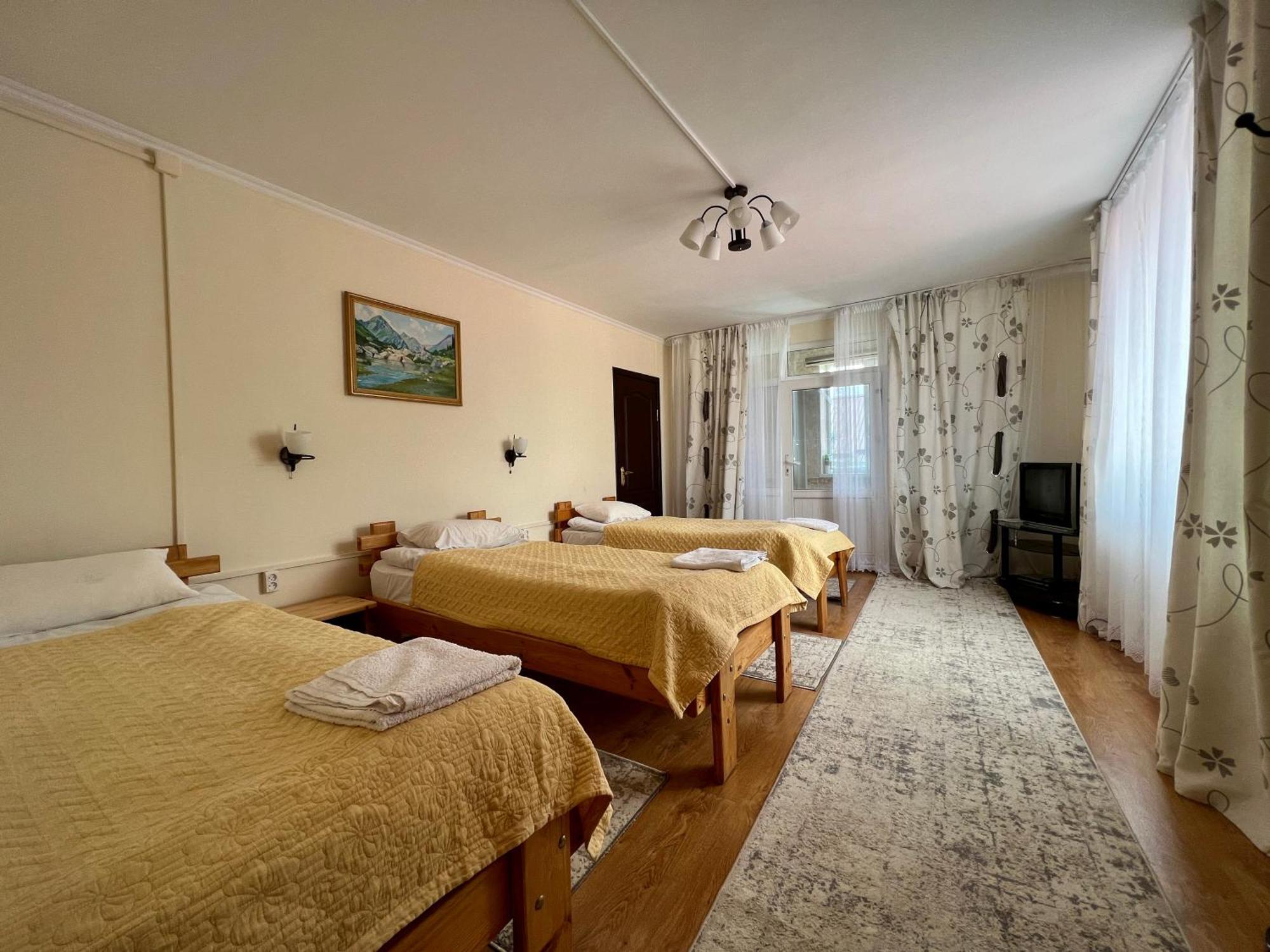 Guesthouse Alakol Karakoł Zewnętrze zdjęcie