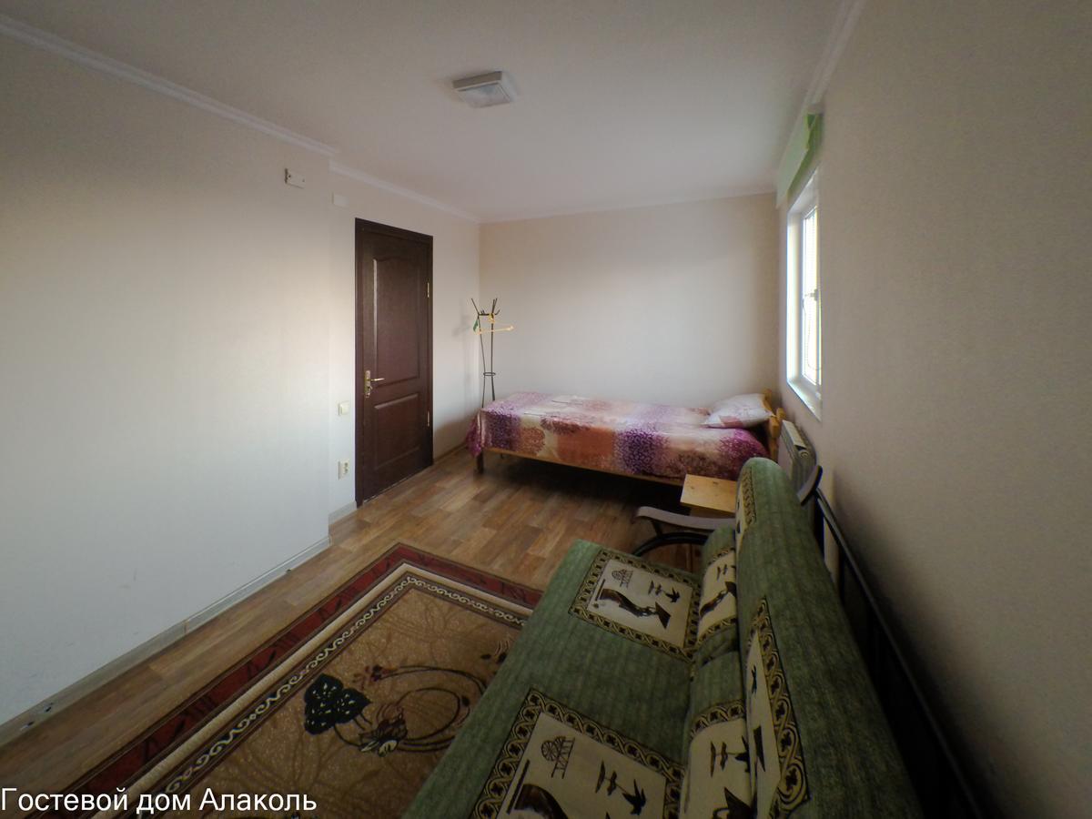 Guesthouse Alakol Karakoł Zewnętrze zdjęcie
